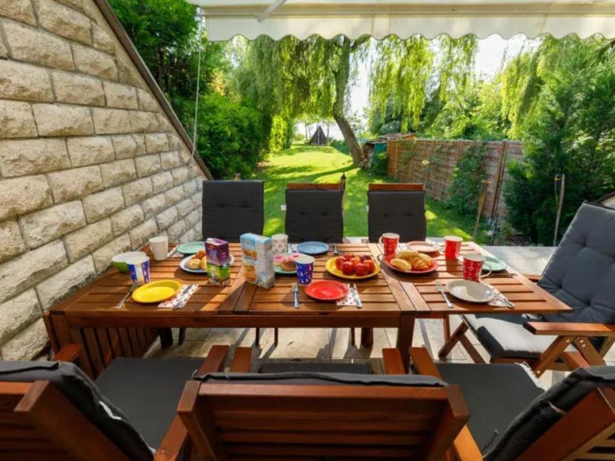 Green Lake House - Private Beach At Balaton Балатонакаратя Екстериор снимка