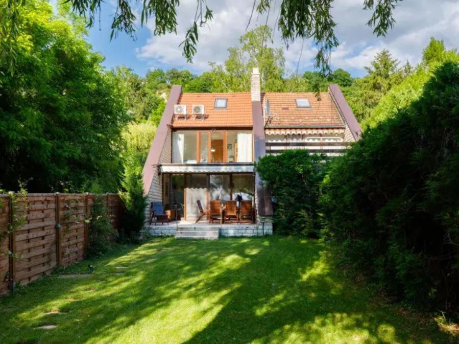 Green Lake House - Private Beach At Balaton Балатонакаратя Екстериор снимка