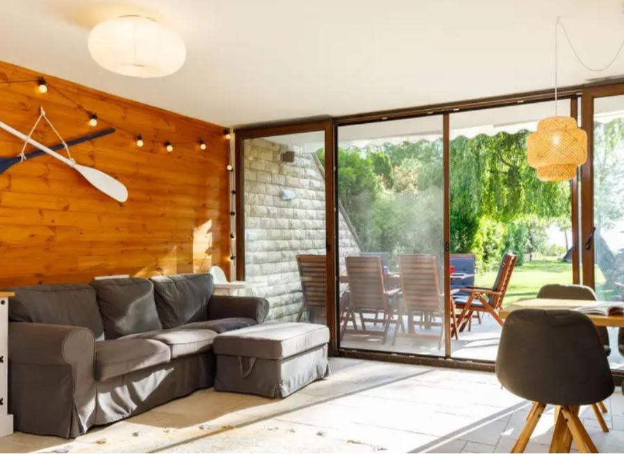 Green Lake House - Private Beach At Balaton Балатонакаратя Екстериор снимка
